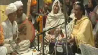 BHAJANS AND KIRTANS with Yoga in Daily Life